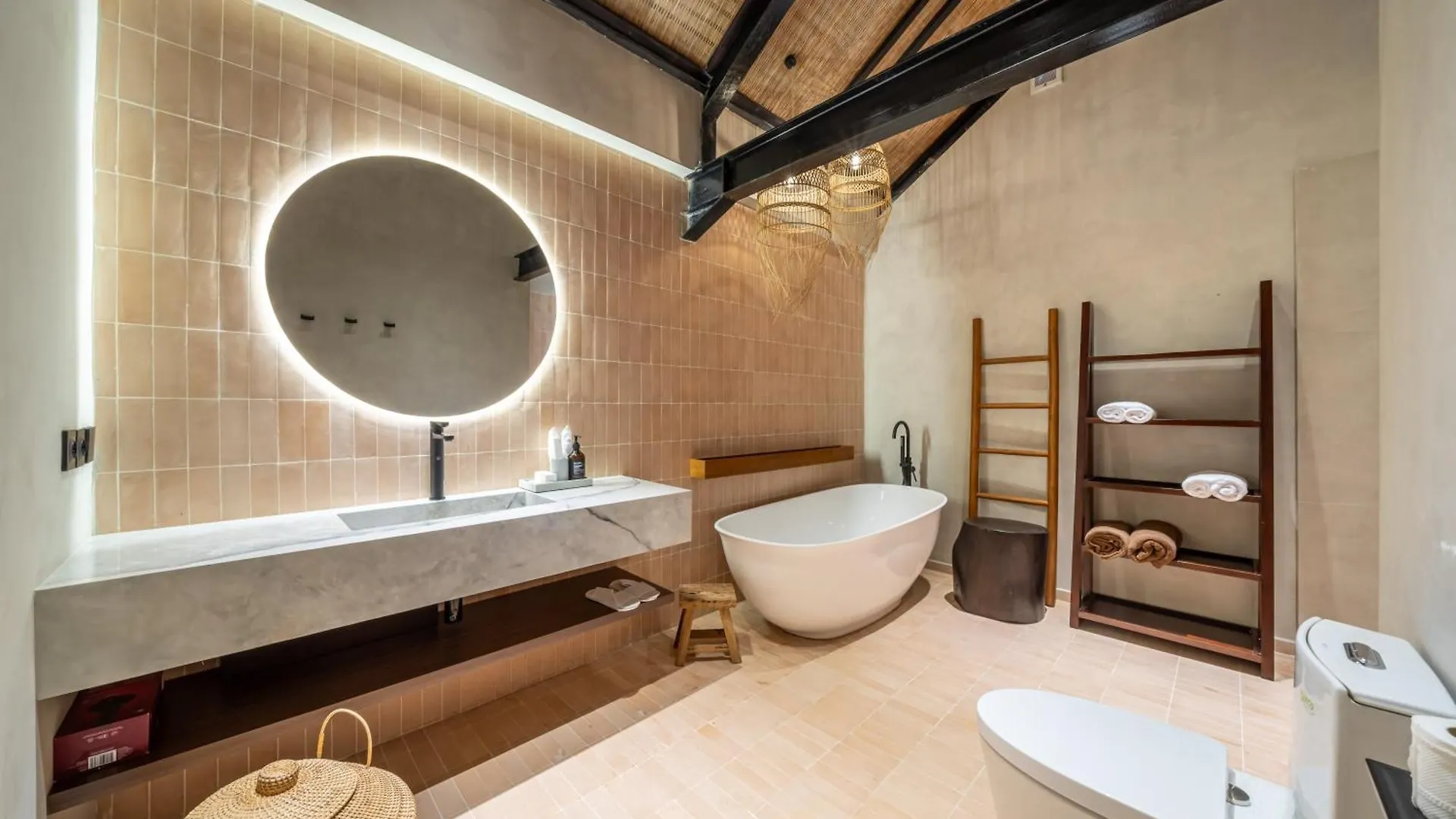 Mulu B1 Luxury Private Villa In Badung - Expansive Pool And Ultimate Comfort Uluwatu