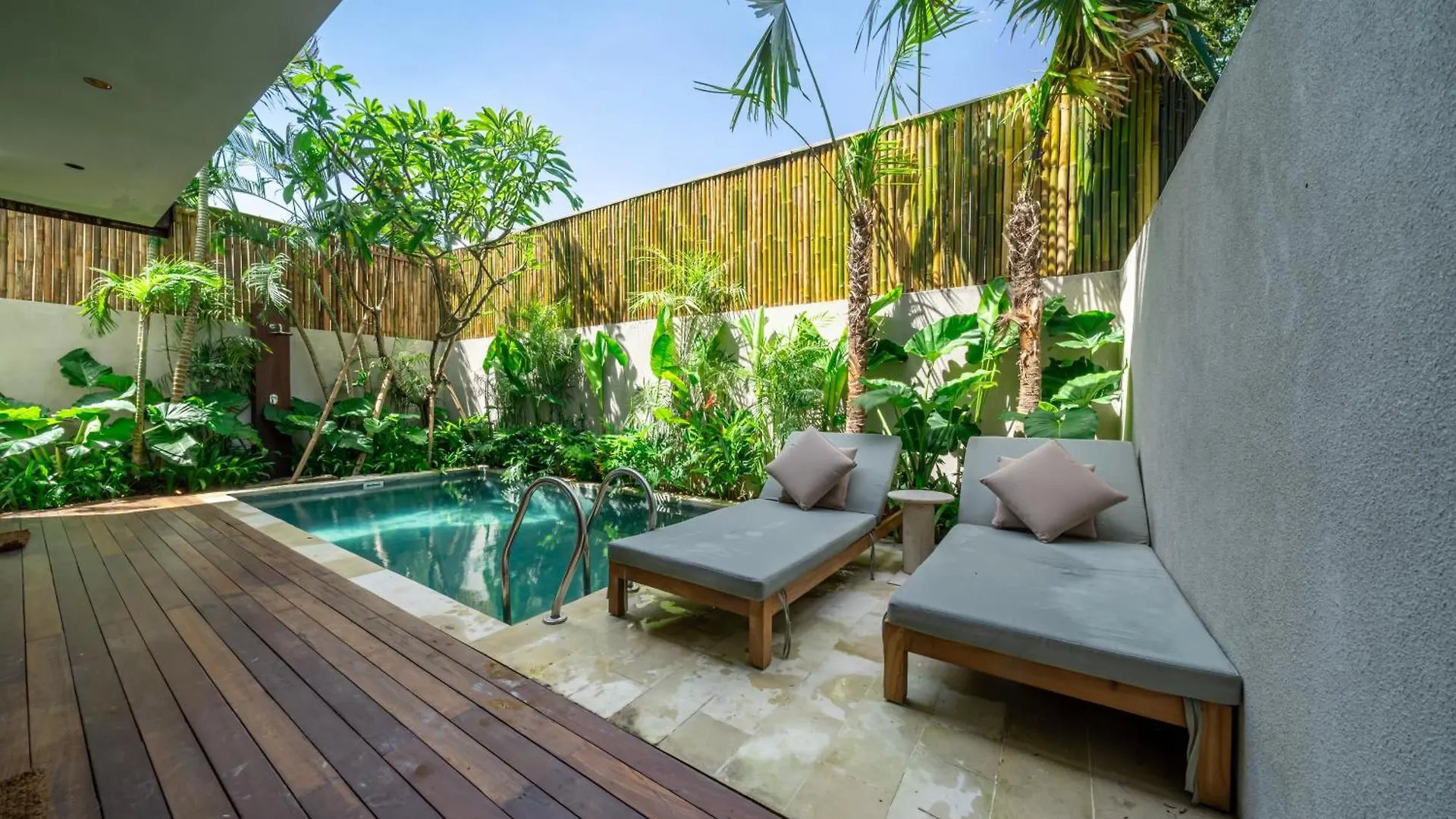 Mulu B1 Luxury Private Villa In Badung - Expansive Pool And Ultimate Comfort Uluwatu