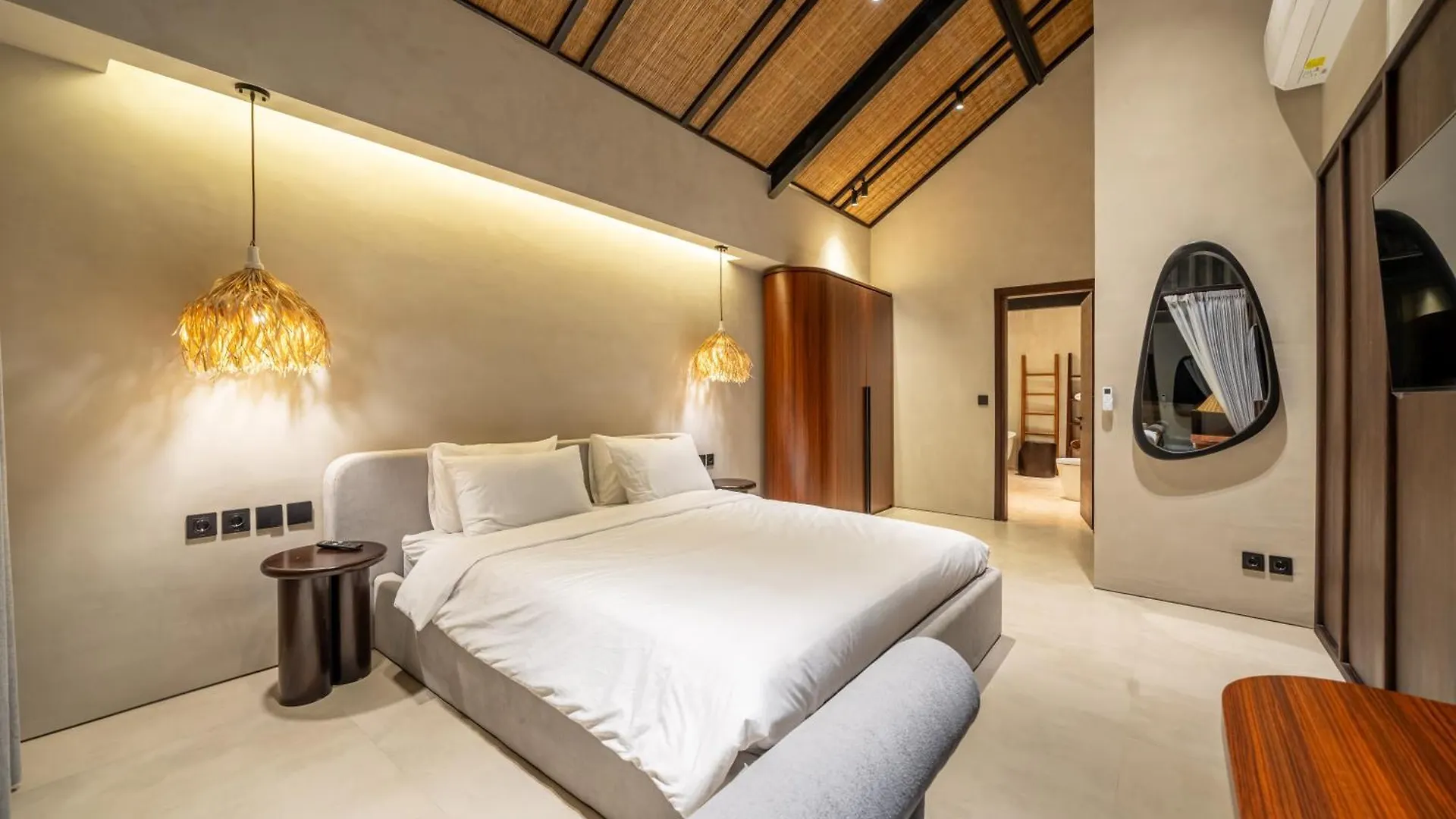 Mulu B1 Luxury Private Villa In Badung - Expansive Pool And Ultimate Comfort Uluwatu   Uluwatu (Bali)